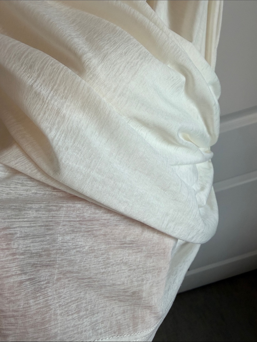 Laundry By Shelli Segal Ivory Draped Sleeveless Wrap Tank - Picture 4 of 7